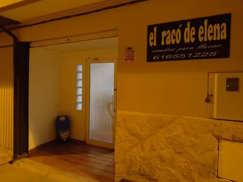 El Rac&oacute; de Elena (Take away)