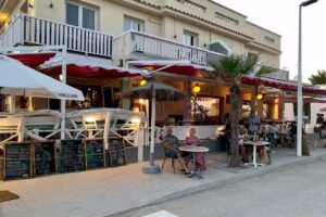 El Sol Sunshine Bar & Beach Apartments