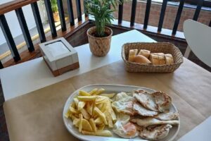 El Tap&iacute;n &ndash; Barru Llanes