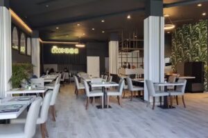 El Txoco de Luis Salinero: Restaurante en Puerto Ban&uacute;s