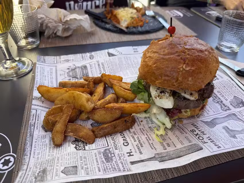 EL VIAJERO CLUB SOCIAL RIO MOROS