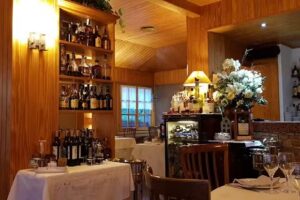 Els Puis Hotel Restaurant