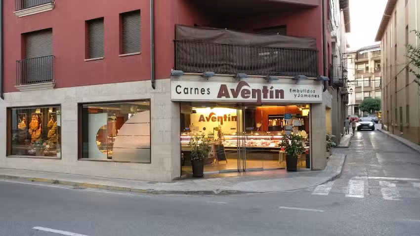 Embutidos Avent&iacute;n. Longaniza de Graus.