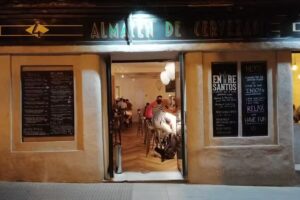 Entre Santos Cocktail Bar & Food