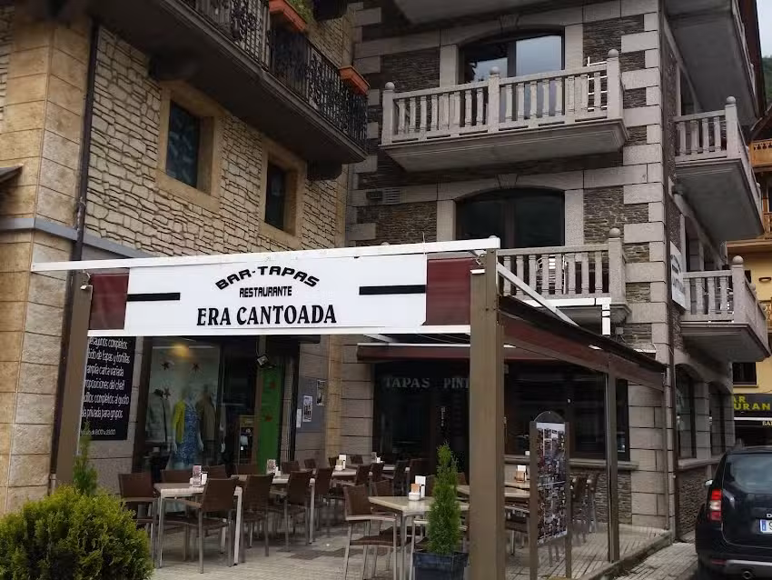 Era Cantoada | Boss&ograve;st