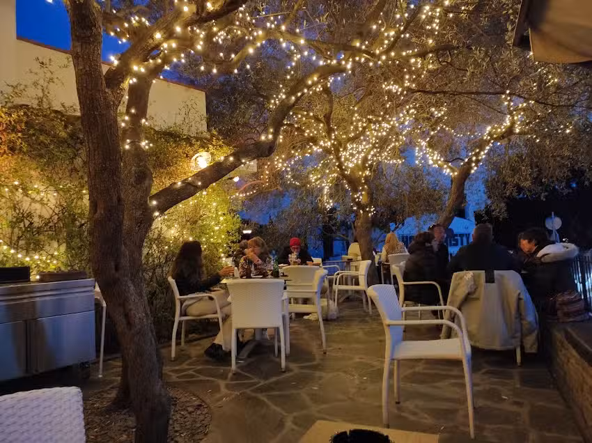 ES BAR DE DALT