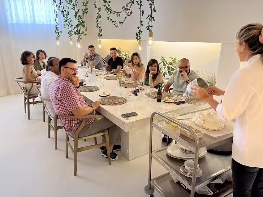 esencia by Mar&iacute;a Morales