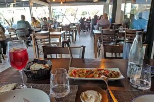 Esens Restaurante & Arrocer&iacute;a