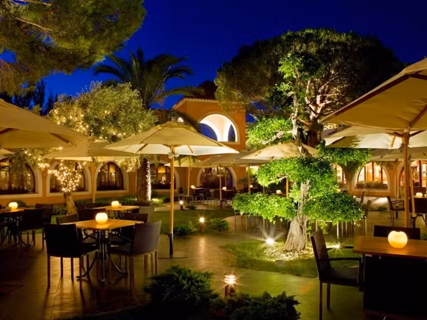 ESPAI GRILL RESTAURANT & LOUNGE CLUB