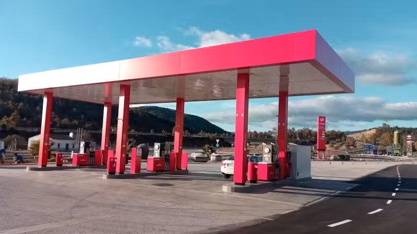 Estaci&oacute;n de servicio Moeve Complejo 24 horas