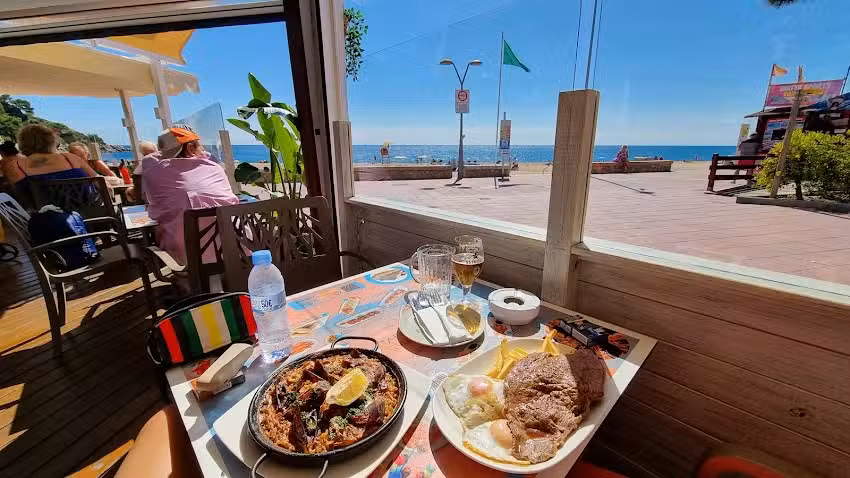 Feel Beach Fenals ( Restaurante)