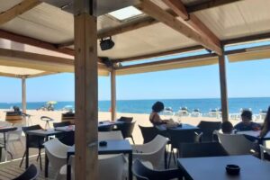 Fiji Time Can Vill&agrave;