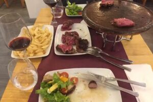 Fonte, Coci&ntilde;a &aacute; Brasa