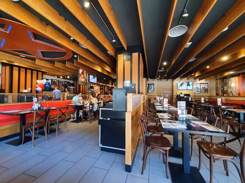 Foster&rsquo;s Hollywood