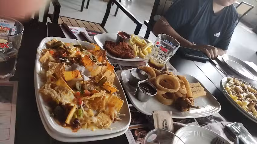 Foster&rsquo;s Hollywood La Ca&ntilde;ada