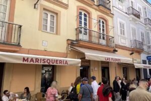 Freidur&iacute;a y Marisquer&iacute;a Las Flores I