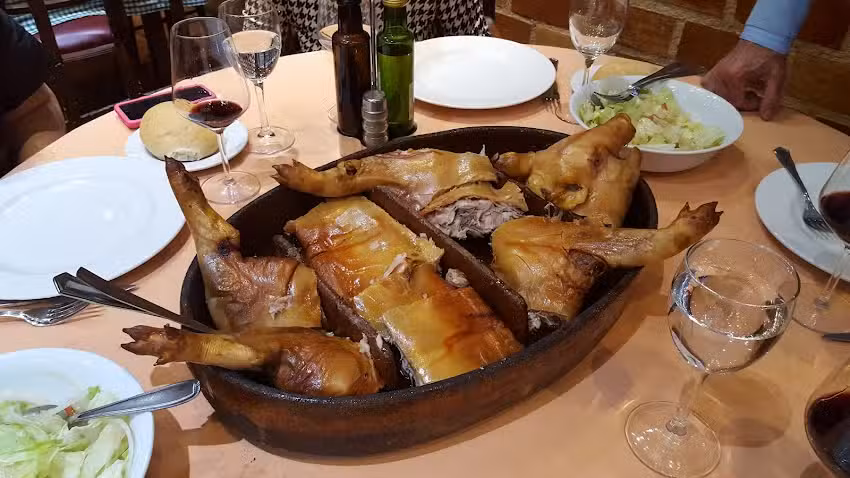 Fuentesa&uacute;co Restaurante Asador