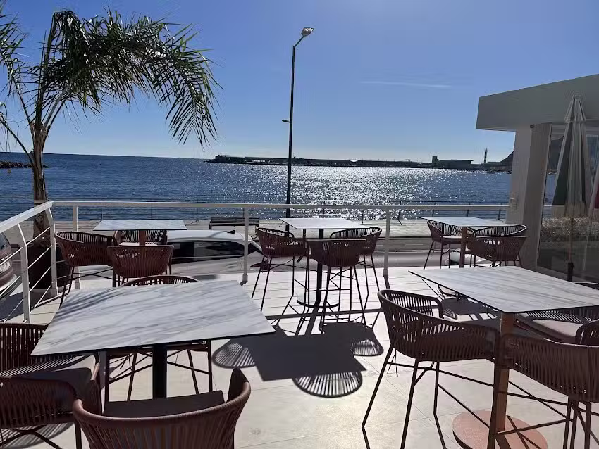 GAL&Uacute;A / Restaurantes en Aguilas