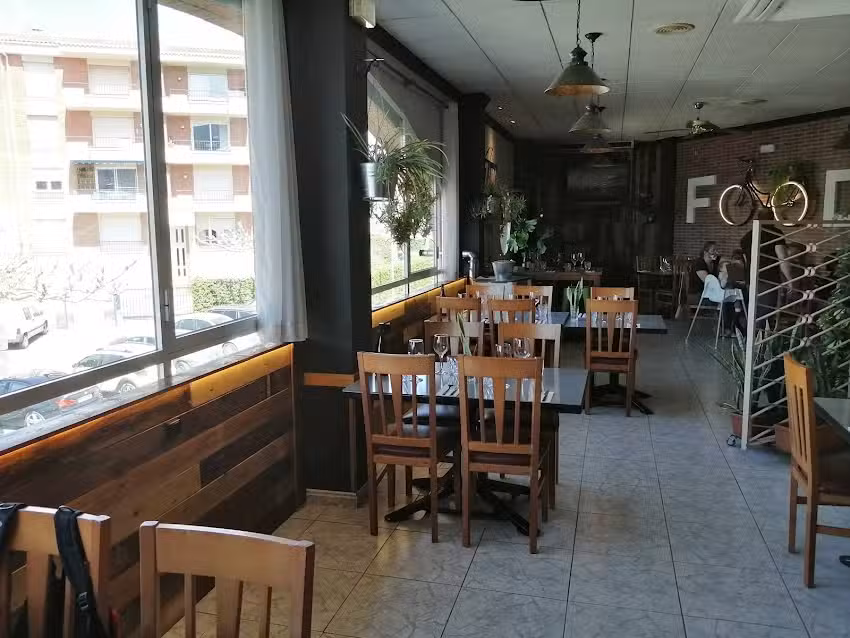 Gas Garage Restaurant