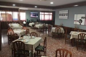 Gasolinera Restaurante Las Cuevas