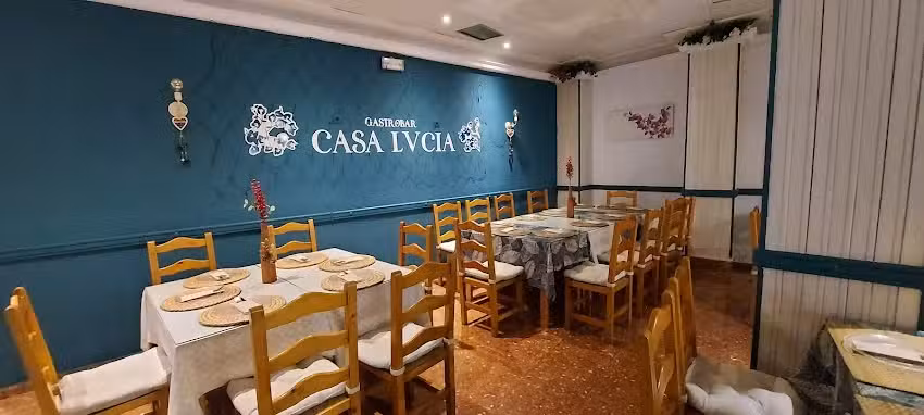 Gastrobar Casa Luc&iacute;a