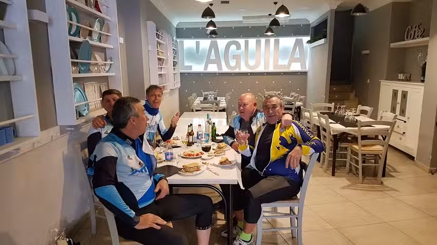 Gastrobar L&rsquo;&Agrave;guila sollana
