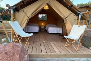 Glamping VALL de COD&Oacute;