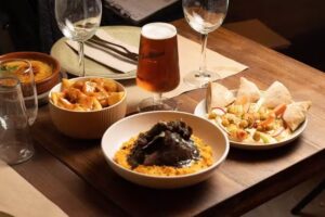 Gr&agrave;cia Platets i Bistr&oacute;