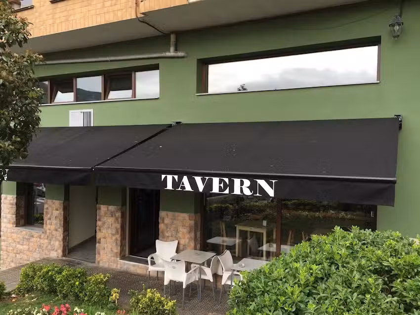 Green Tavern