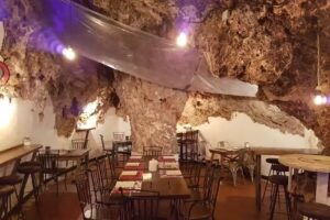 Grotte del Hu&eacute;car