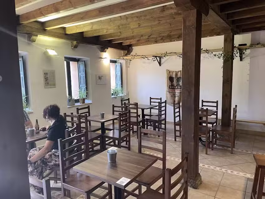 Guadarrama Caf&eacute; (Guadarrama Coffee Roasters) &ndash; Caf&eacute; de especialidad