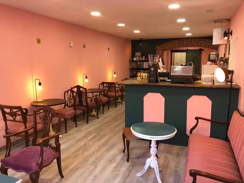 Hagrid&rsquo;s Cafe &ndash; Menjar americ&agrave; &ndash; Specialty coffee &ndash; Soda Fountain &ndash; Jocs de taula &ndash; Brunch