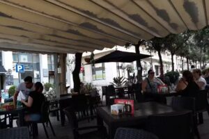 Hamburgueser&iacute;a &ndash; Cafeter&iacute;a L&rsquo;Estaci&oacute;