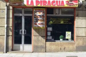 Hamburgueser&iacute;a La Piragua