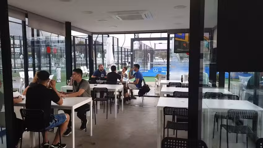 HC9 Restaurant