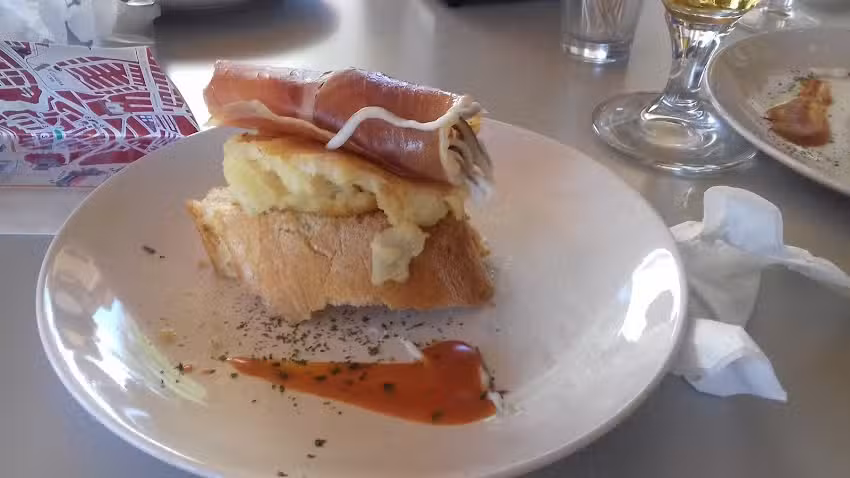 Heladeria Cafeter&iacute;a Pasteler&iacute;a Pe&ntilde;afiel