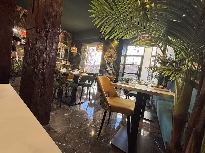 Himalaya Bar DimSum | Restaurante chino Gran Via