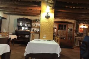 Hostal Castellter&ccedil;ol restaurant