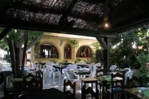 Hostal / Hotel Restaurante Mi Campan̈a