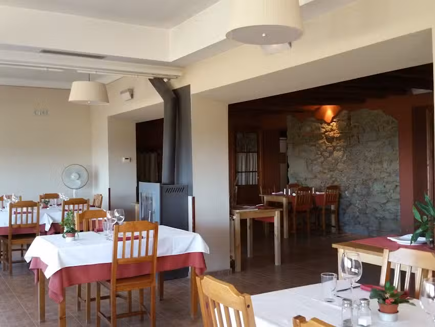 Hostal Restaurant Cal Fuster