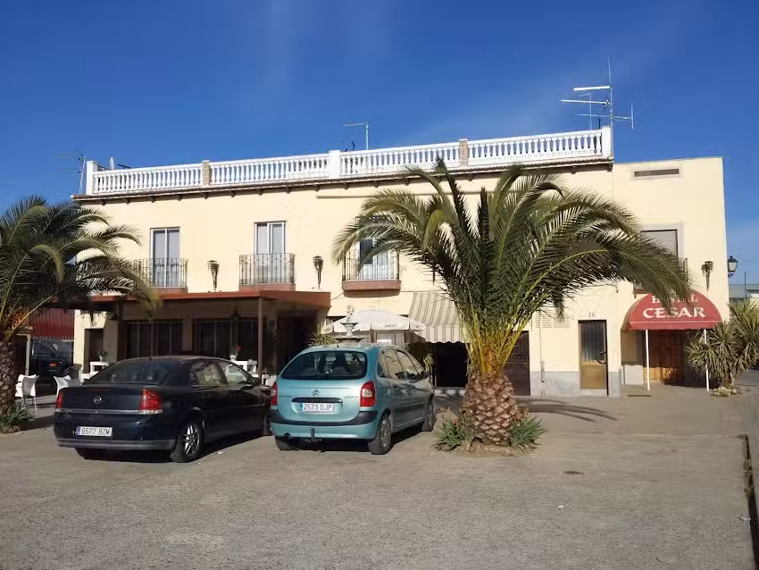 Hostal Restaurante C&eacute;sar