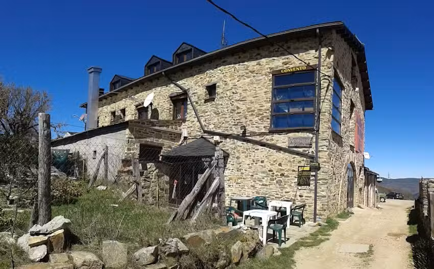 Hostal Restaurante &laquo;Convento de Foncebadon&raquo;