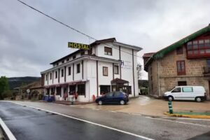Hostal-Restaurante El Escudo