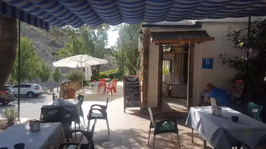 Hostal Restaurante Los Puentes