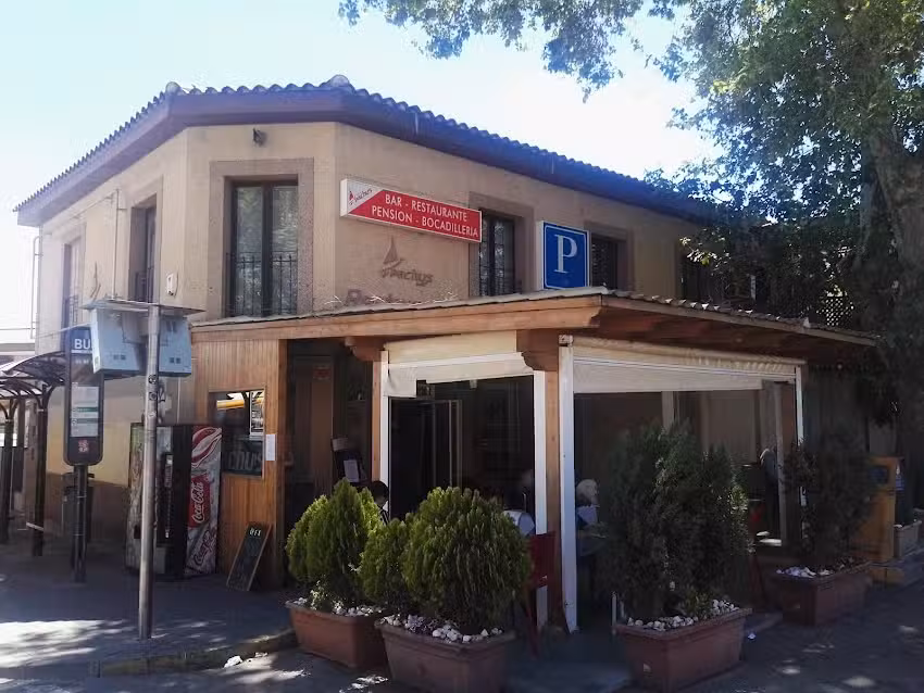 Hostal &ndash; Restaurante Pachu&rsquo;s