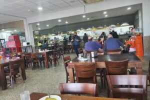 Hostal Rte. Portugal II y Estación de Servicio Almaraz Km.200