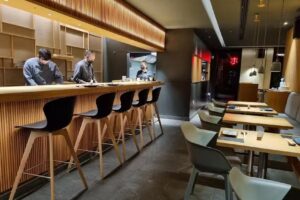 Hotaru &ndash; Restaurante Japon&eacute;s