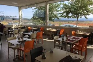 HOTEL CAFETERIA RESTAURANTE JAVALAMBRE &ndash; BOCADILLOS Y PLATOS COMBINADOS