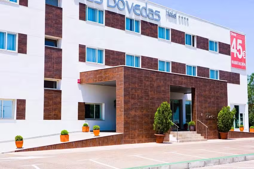 Hotel Las B&oacute;vedas