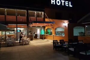 Hotel &ndash; Restaurant Sol i VI